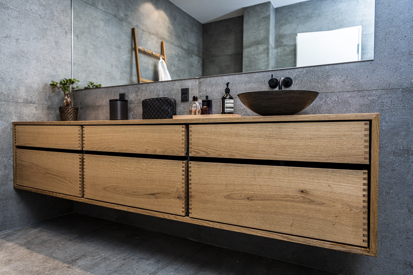 Badev relser Og Badev relsesm bler Scharling Woodwork